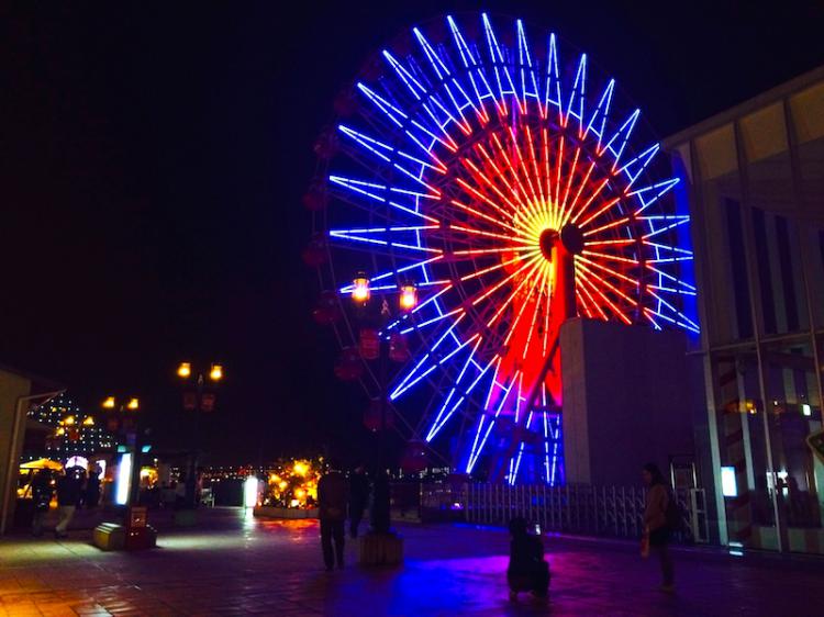 神戸の人気デートスポット「ハーバーランド」にある「モザイク大観覧車」で神戸港の夜景を眺めてみよう！