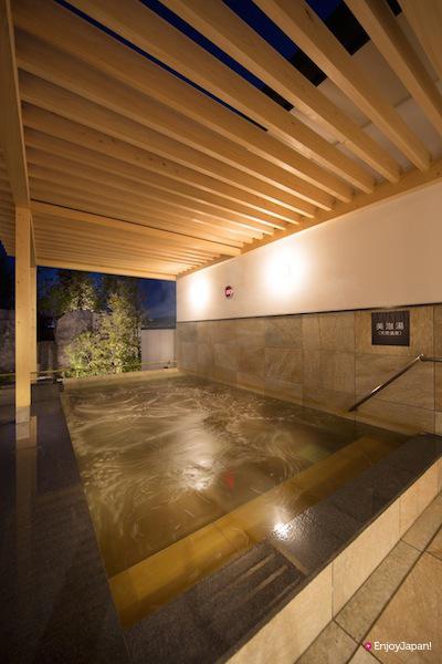 虹の湯 大阪狭山店の展望露天風呂の美泡風呂